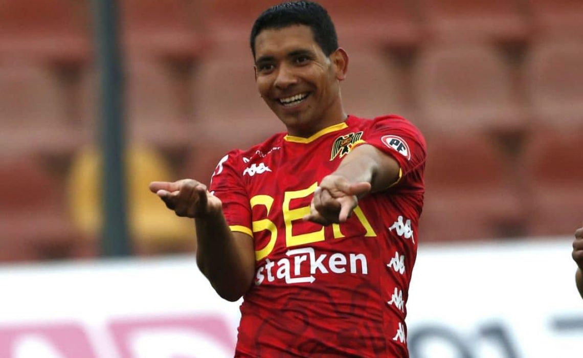 Cristián Palacios pagaría cláusula de salida para llegar a la ‘U’