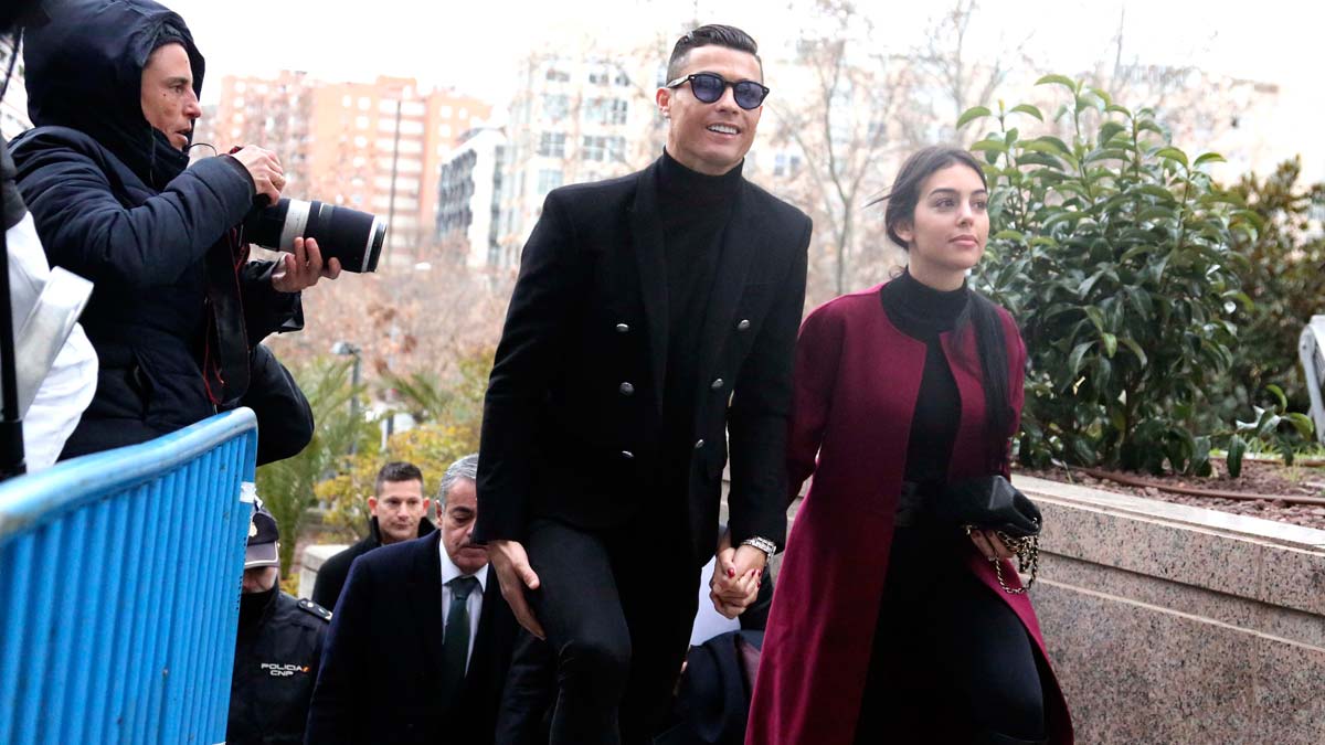 Cristiano Ronaldo ha sido condenado a 23 meses de cárcel y una multa de 19 millones por fraude fiscal