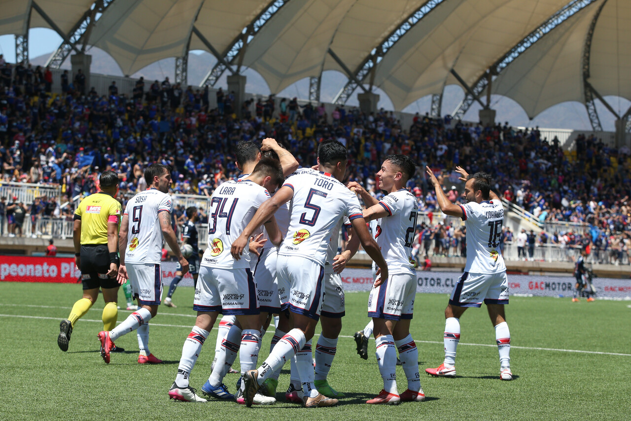 La ‘U’ podría salvarse sin jugar: Revelan pagos irregulares en Melipilla