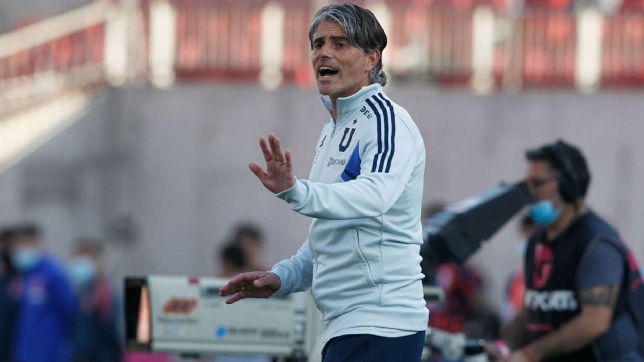 Ni Salvador Capitano fue tan malo: López se transformó en el peor DT de la U