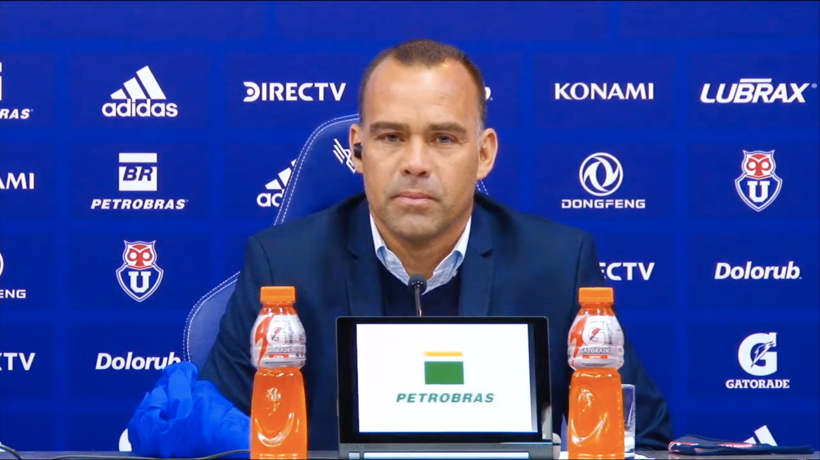 Héctor Hoffens: «La U no juega a nada con Dudamel»
