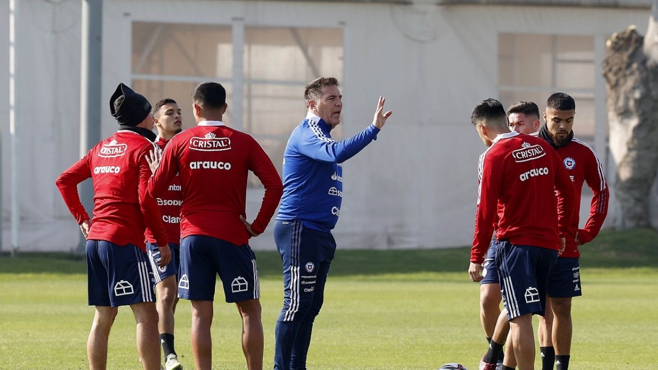 El Covid golpea a La Roja: Se oficializan dos bajas