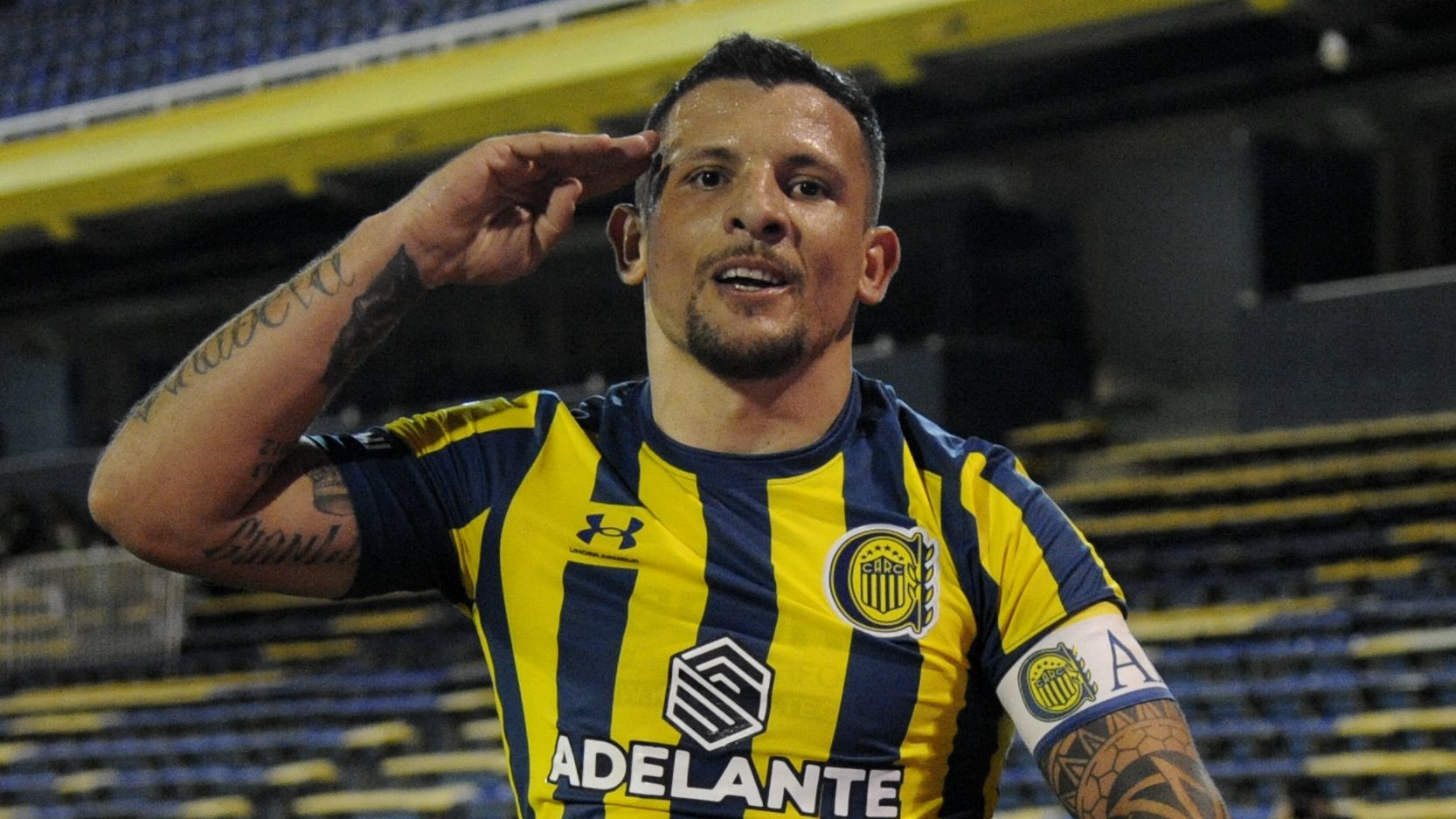 Ex Colo Colo en problemas: Emiliano Vecchio es acusado de fingir lesión