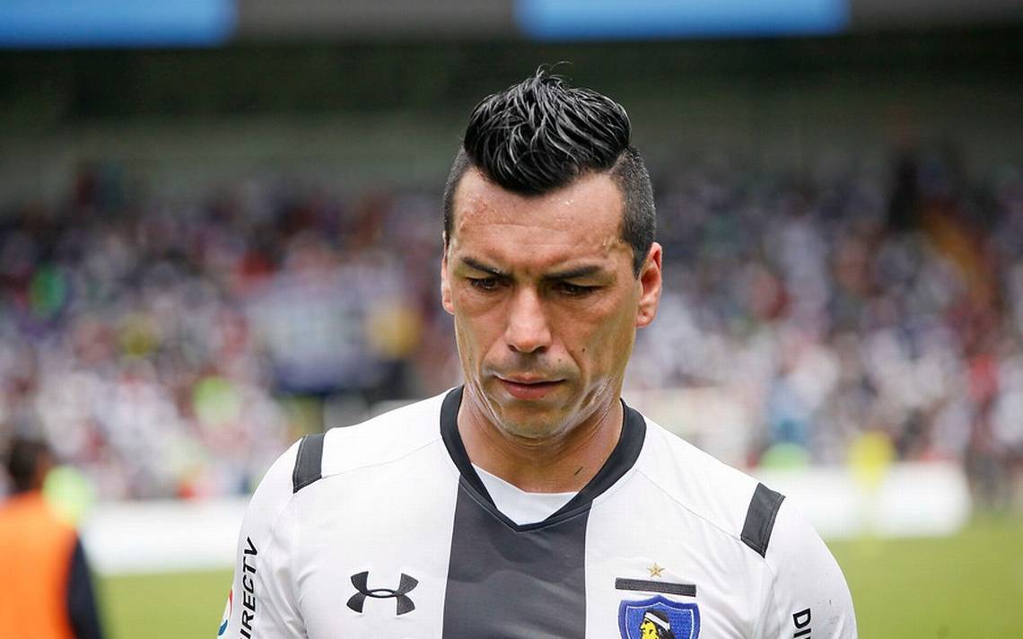 No llegó a Colo Colo: Esteban Paredes ya tiene club para el 2022