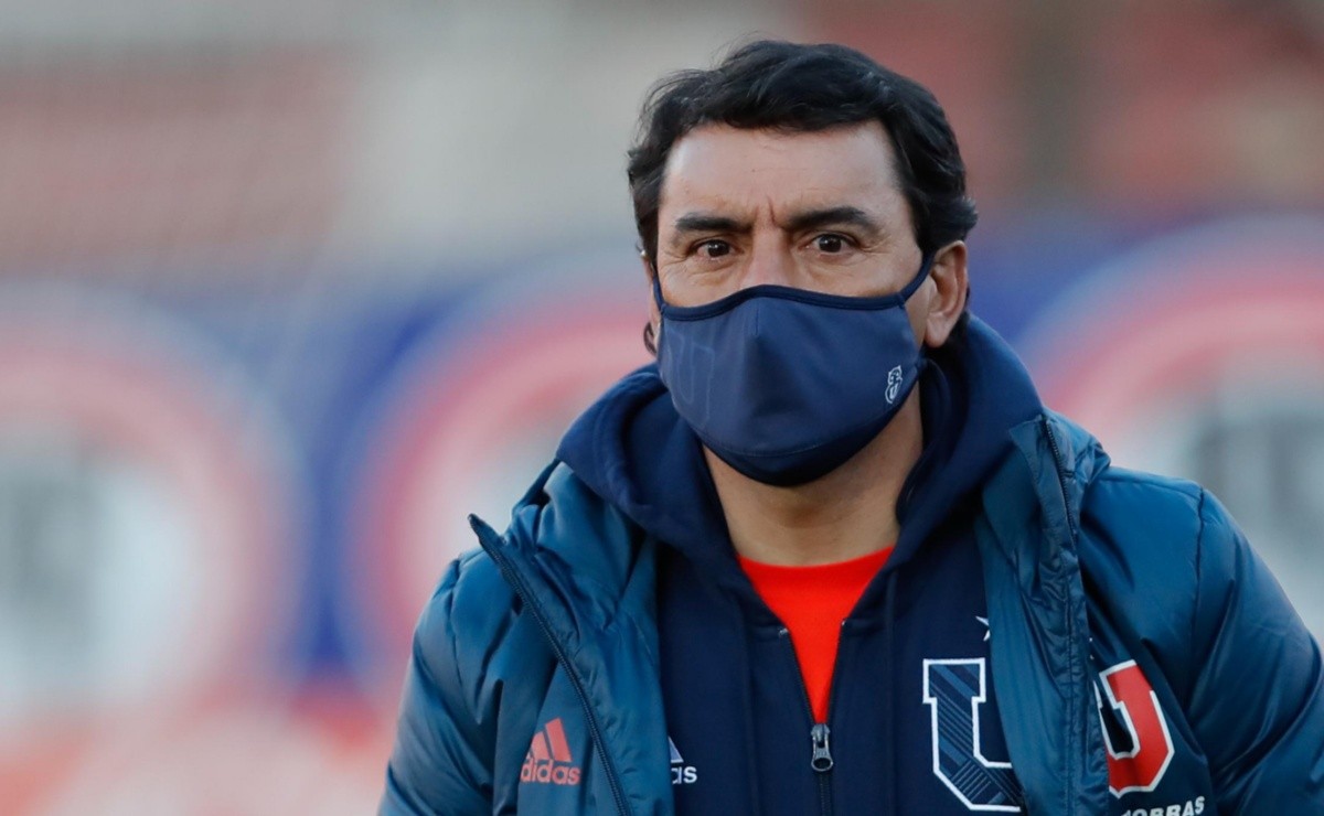 Ratifican a Esteban Valencia como entrenador de la ‘U’