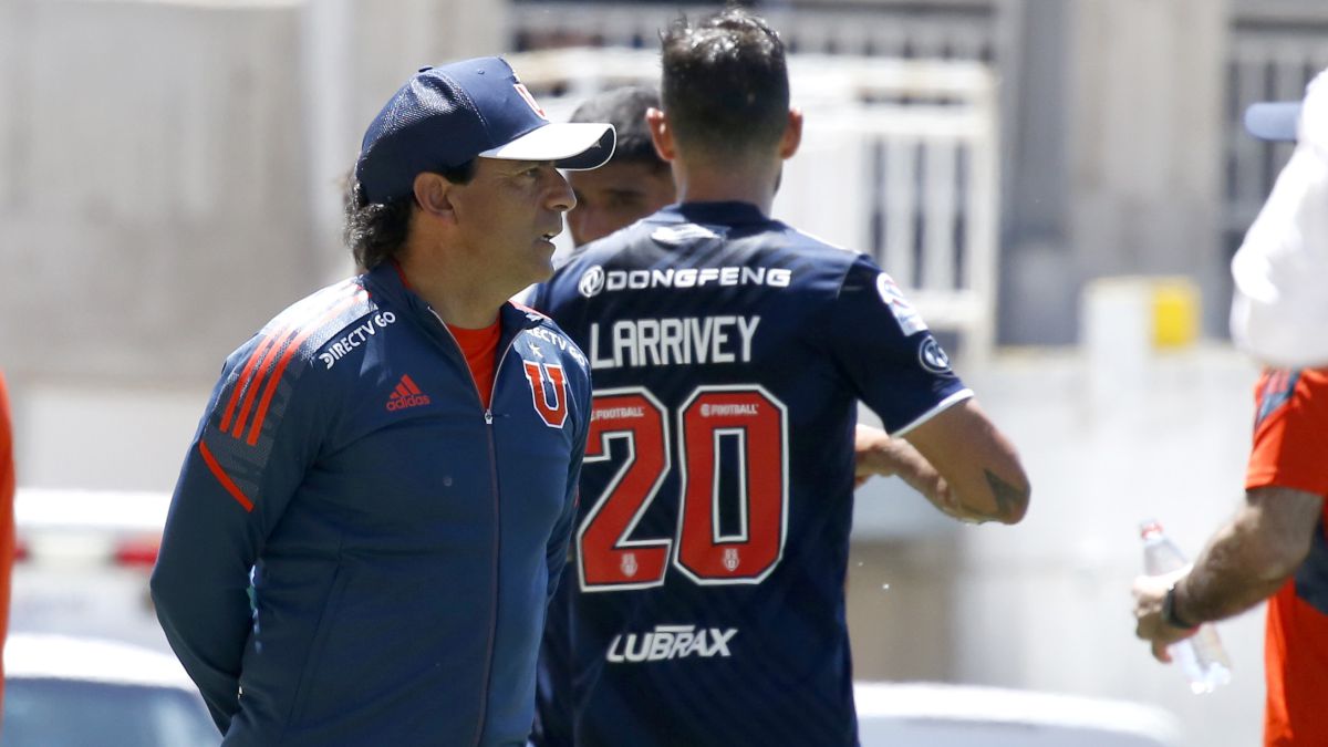 Hinchas rayaron el CDA y acusaron a los jugadores de «hacerle la cama» a Valencia