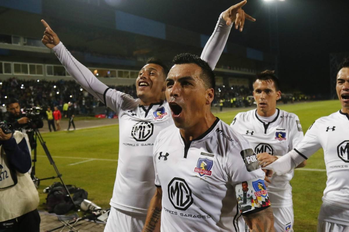 Esteban Paredes y la opción de seguir un año más en Colo Colo