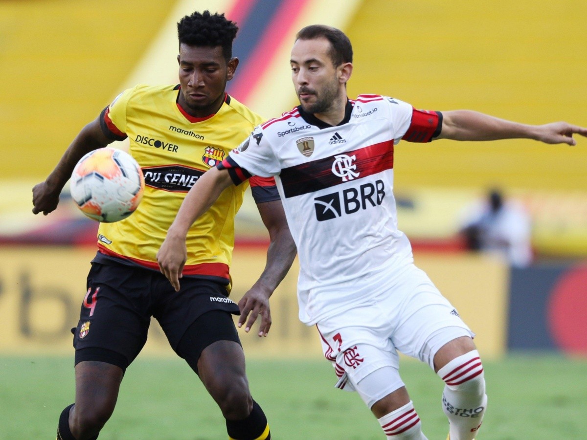 (Goles) Flamengo eliminó a Barcelona de Guayaquil en polémico duelo