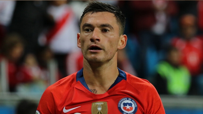 Quien es Charles Aranguiz