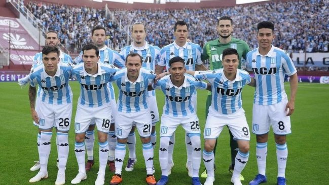 El primer título de tres Chilenos en el exterior