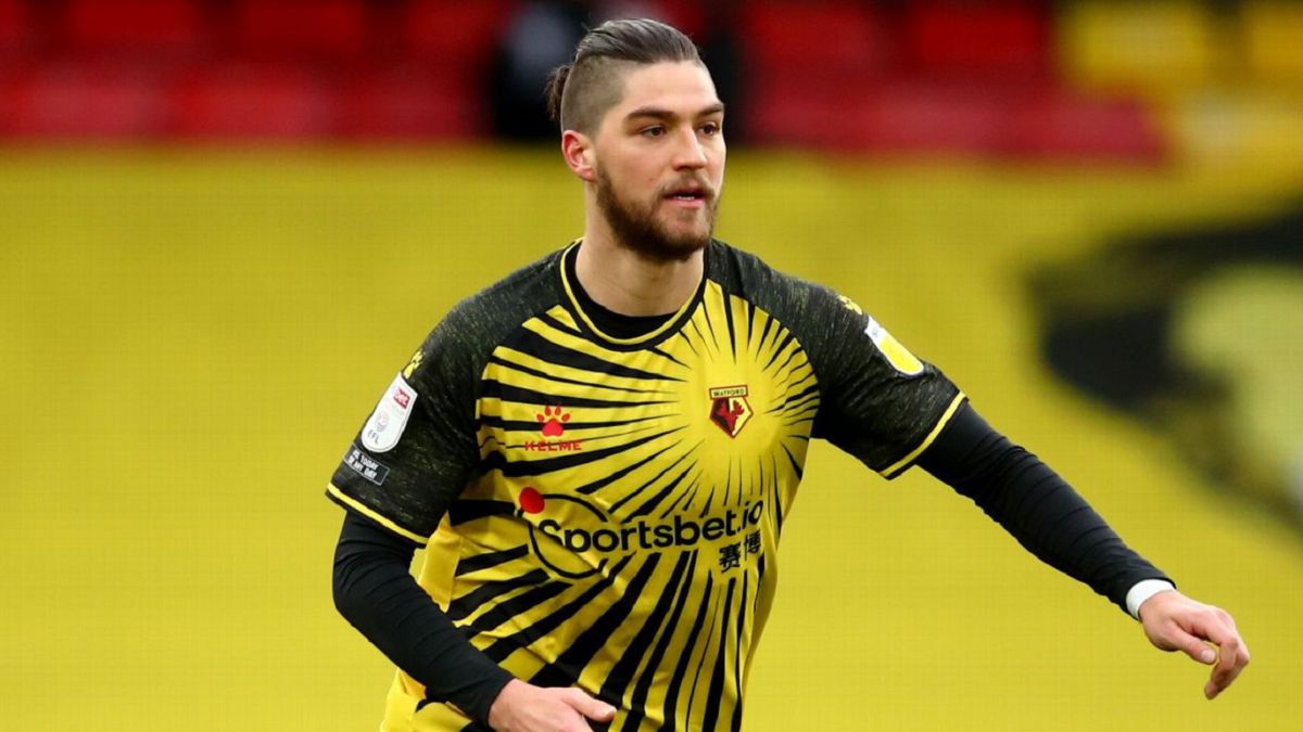 Duelo entre Watford de Francisco Sierralta y el Burnley fue suspendido