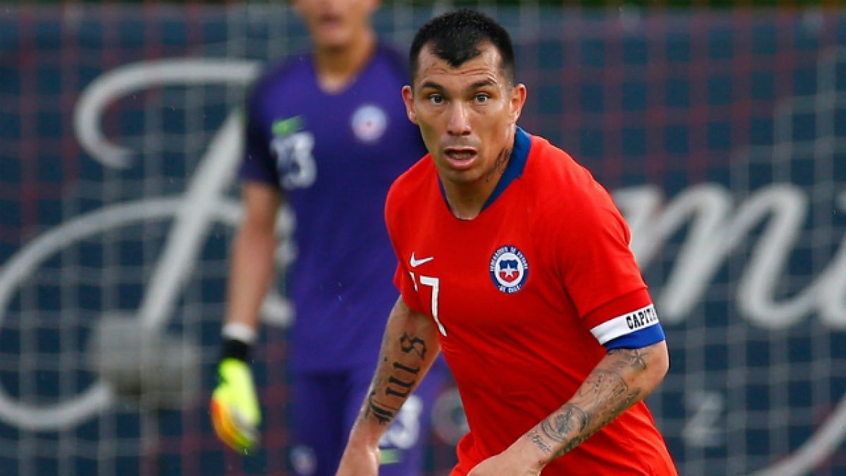 Gary Medel estará en el debut de La Roja en las Clasificatorias