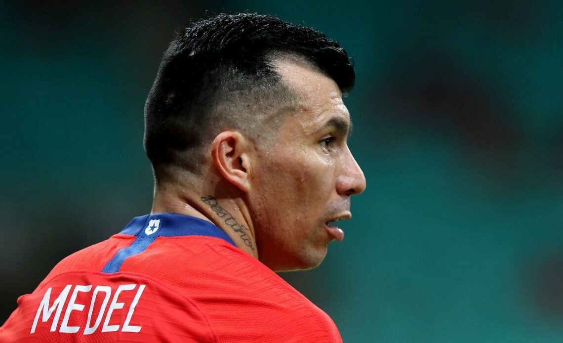 Gary Medel recibió amenaza de muerte en Instagram