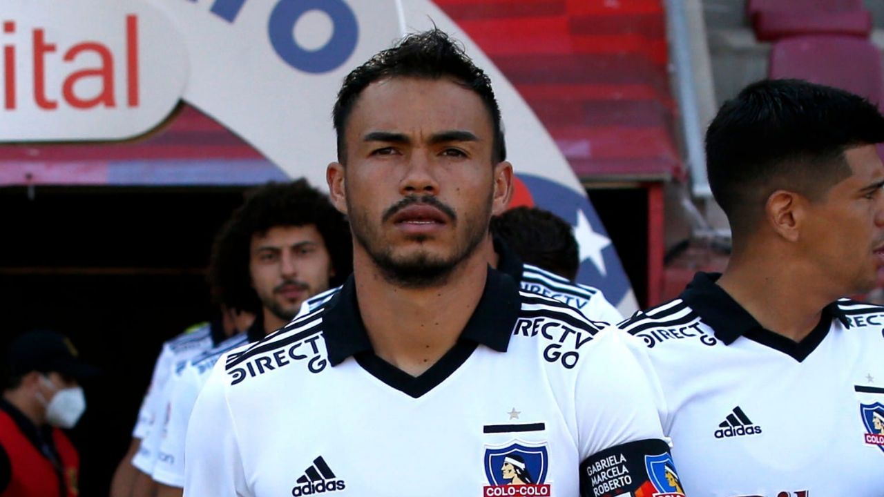 Aún no encuentra club: ¿Gabriel Suazo regresará a Colo Colo?