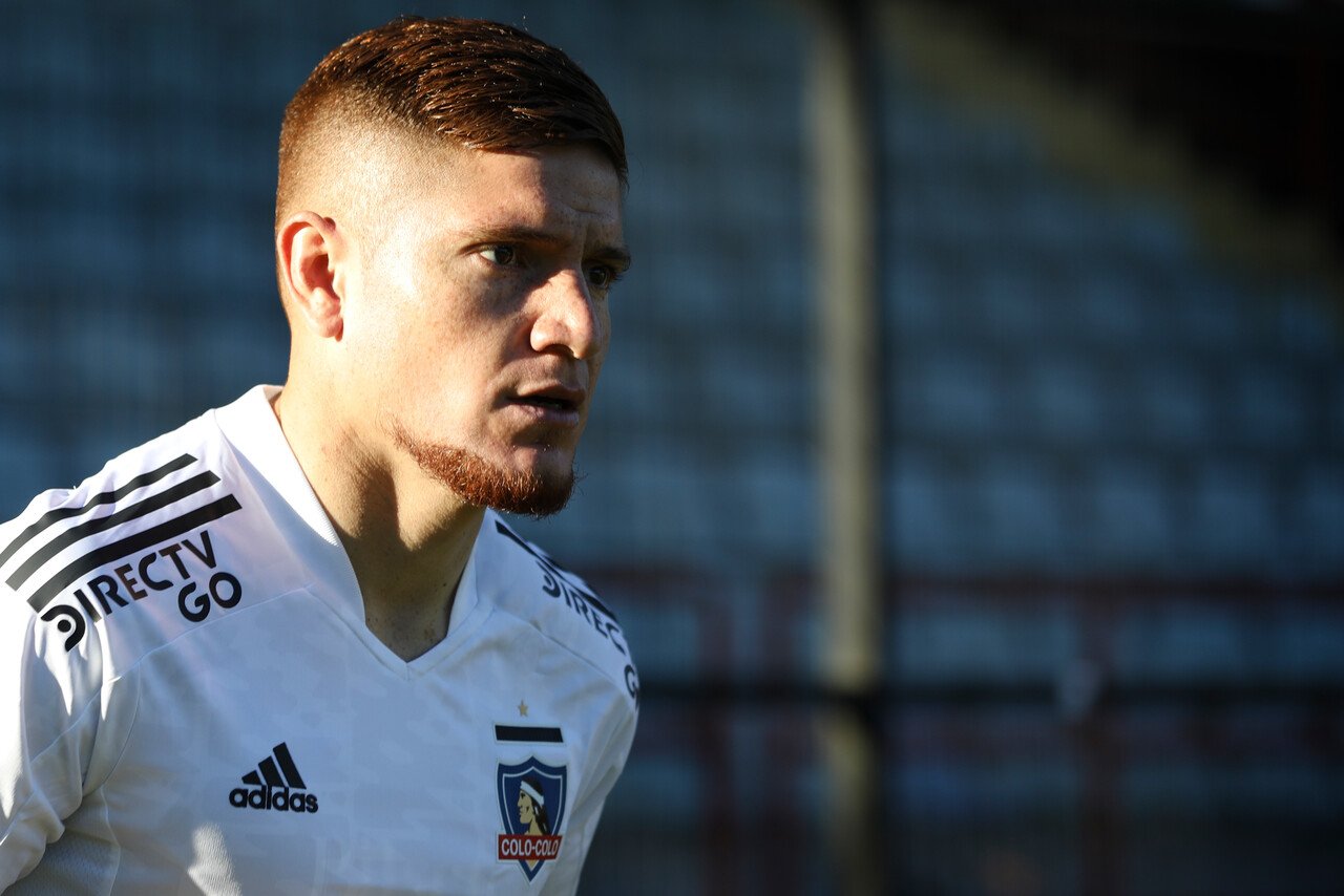 Leonardo Gil alcanzó acuerdo para renovar en Colo Colo