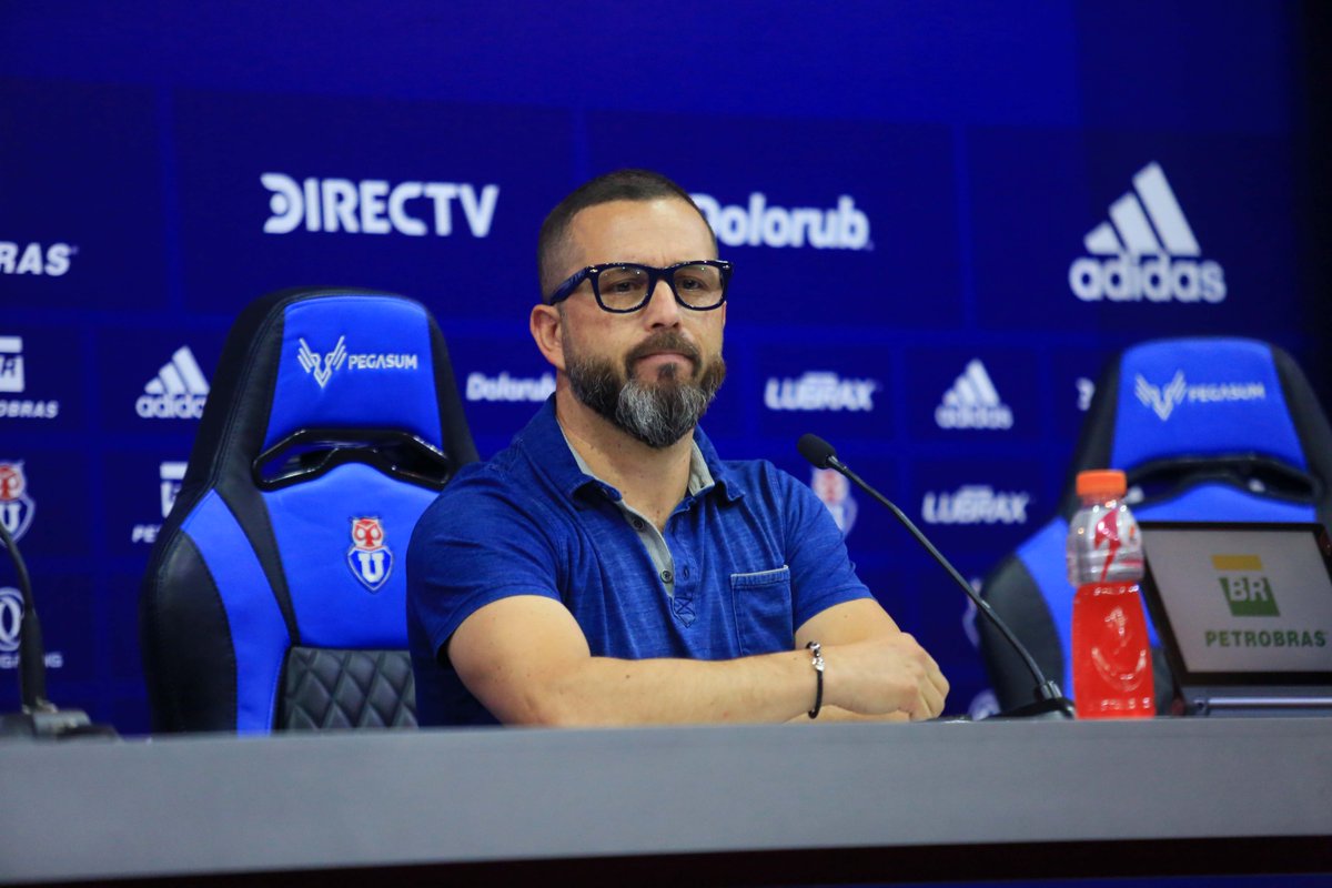 Rodrigo Goldberg: «A Larrivey deberían renovarle»