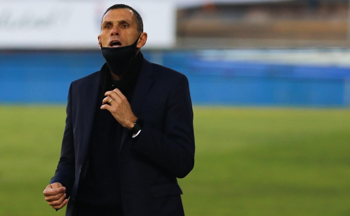 Jugador de Católica admitió «liberación» tras salida de Gustavo Poyet