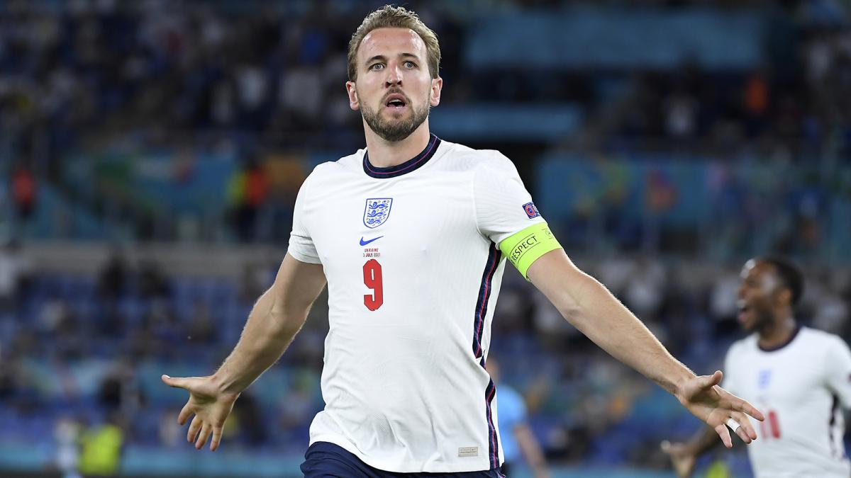 «Defraudaste a tu país»: Hinchas dedicaron duros cánticos a Harry Kane