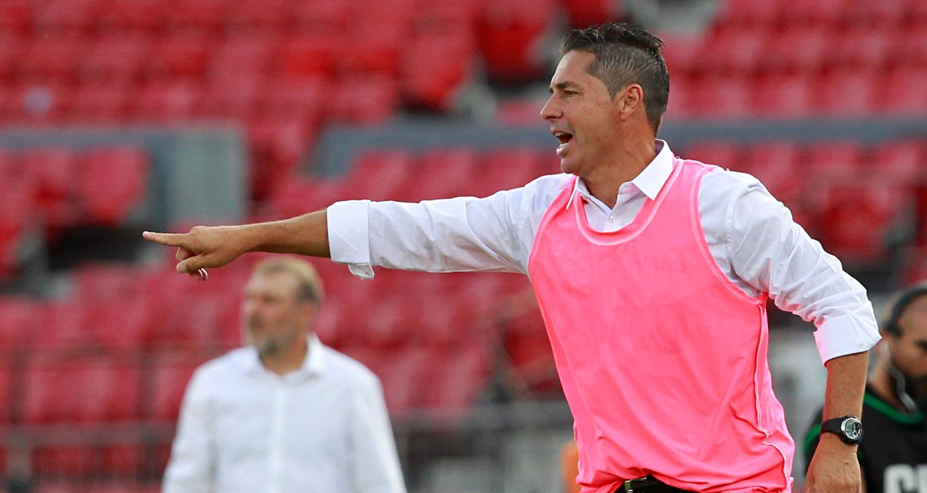 Deportes Antofagasta anunció la salida de su técnico