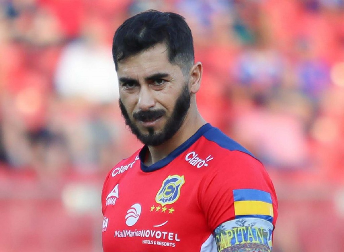 Herrera emplaza a Marcelo Díaz y Mauricio Isla: «Menos promesas»