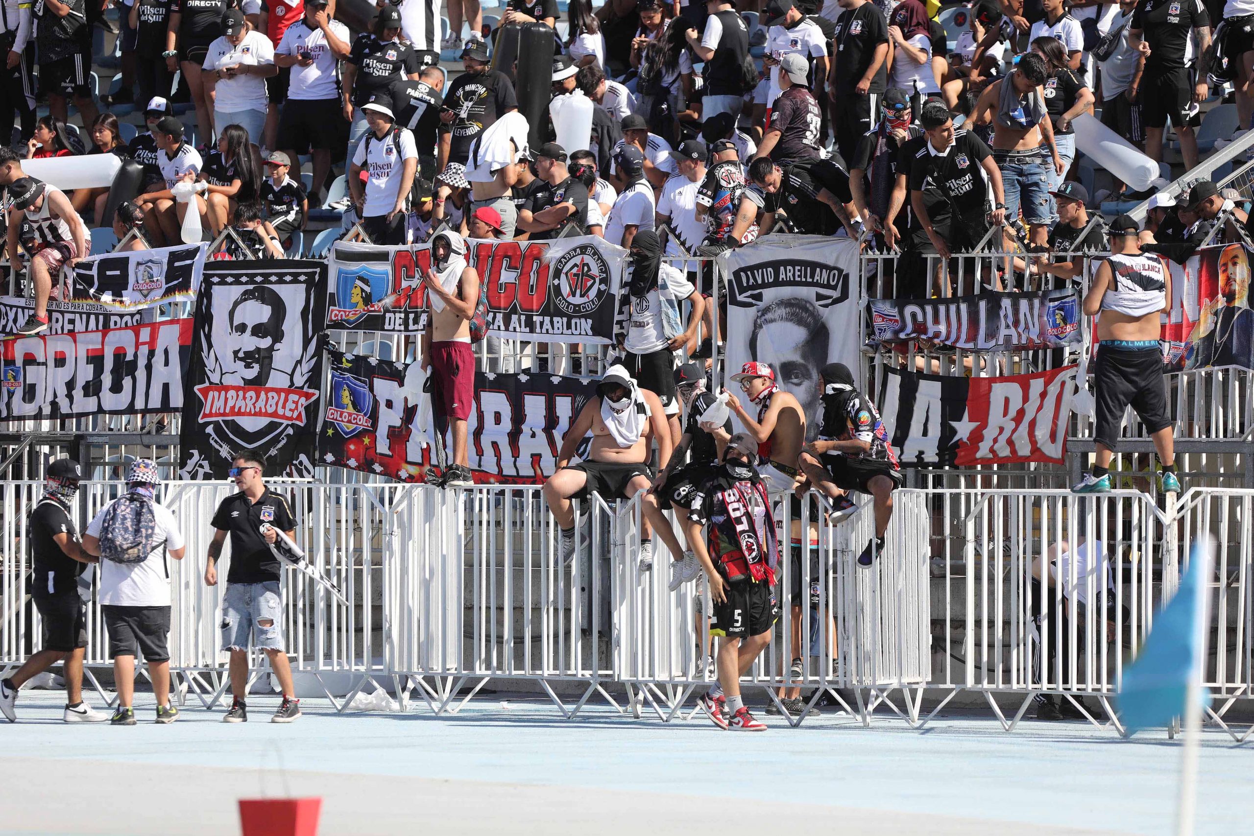 Informe arbitral detalla los desordenes de hinchas de Colo Colo