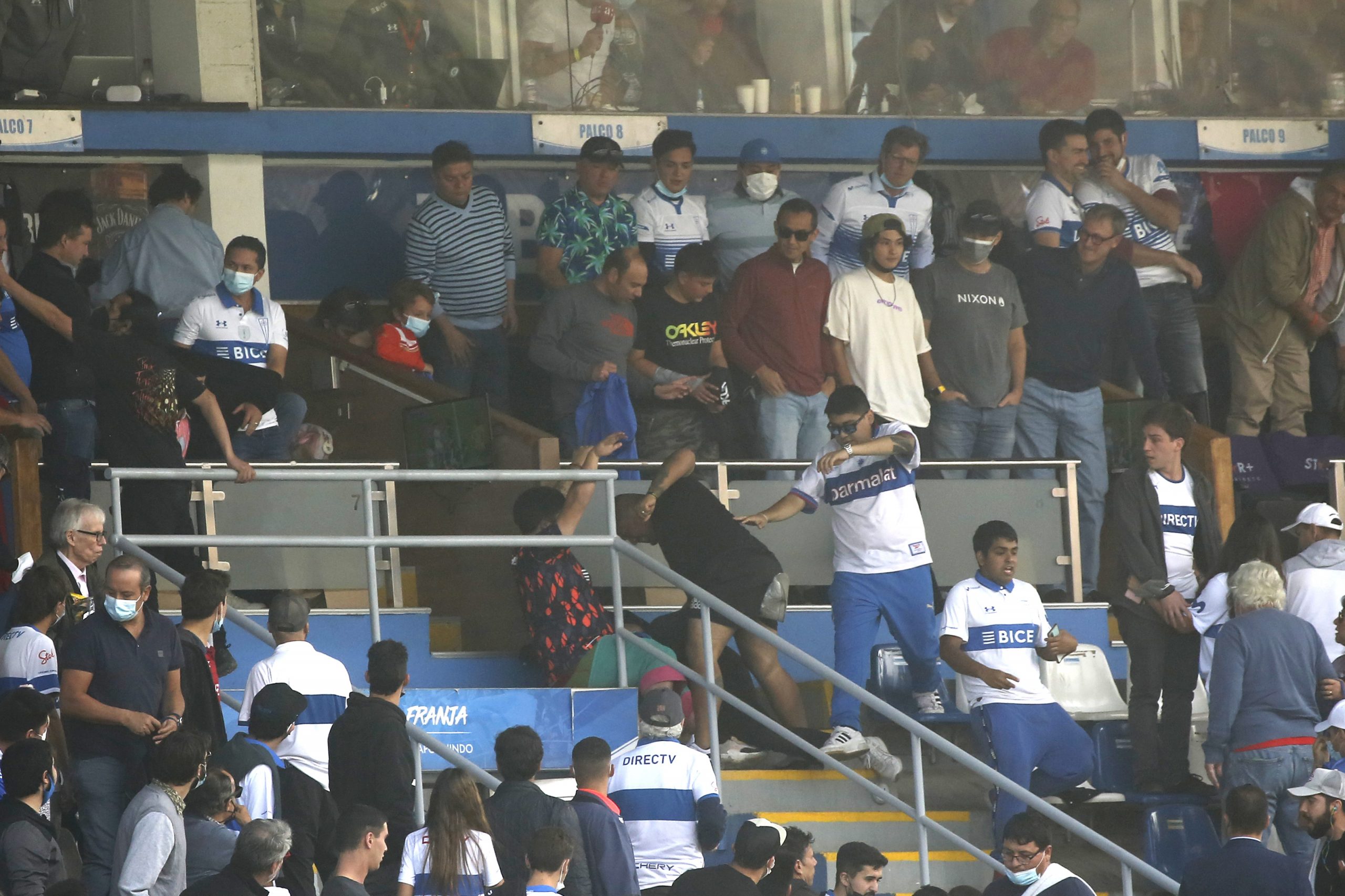 Cruzados envía nuevo comunicado: Revela sanciones a 12 hinchas