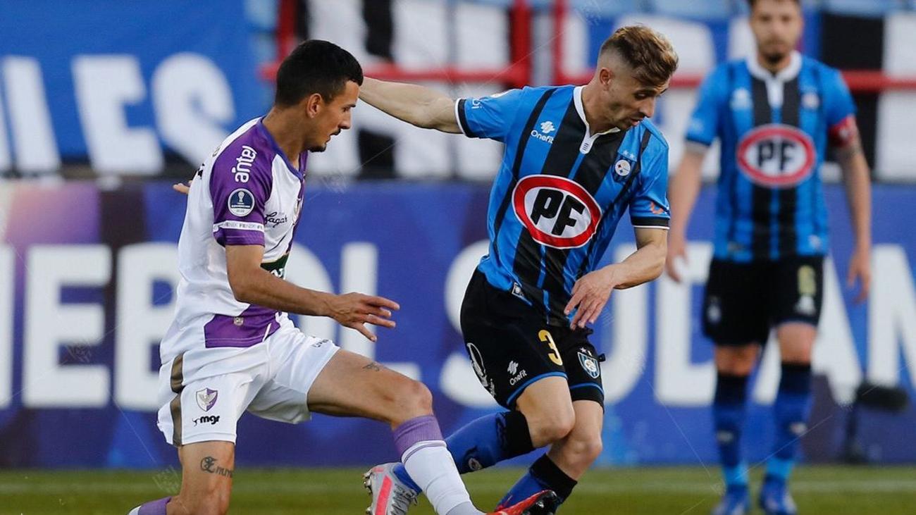 Huachipato se despidió de la Sudamericana tras empatar con Fénix