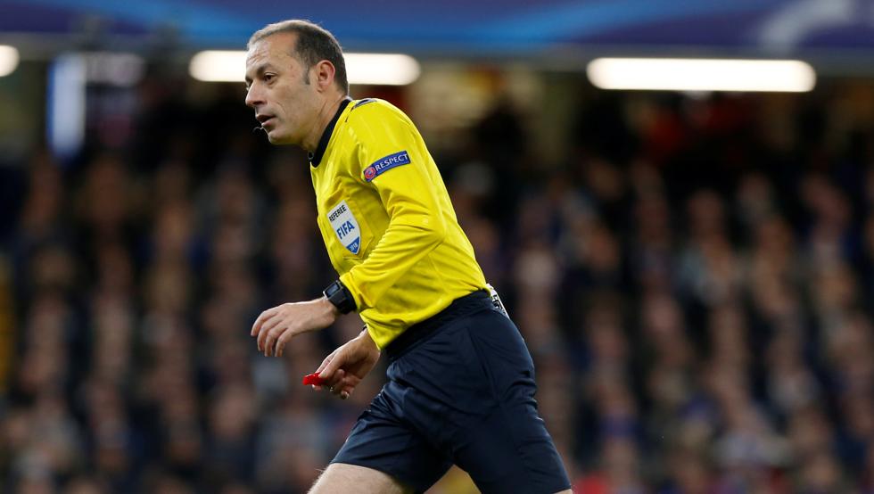 Cakir será el encargado de pitar el Manchester City vs el Tottenham