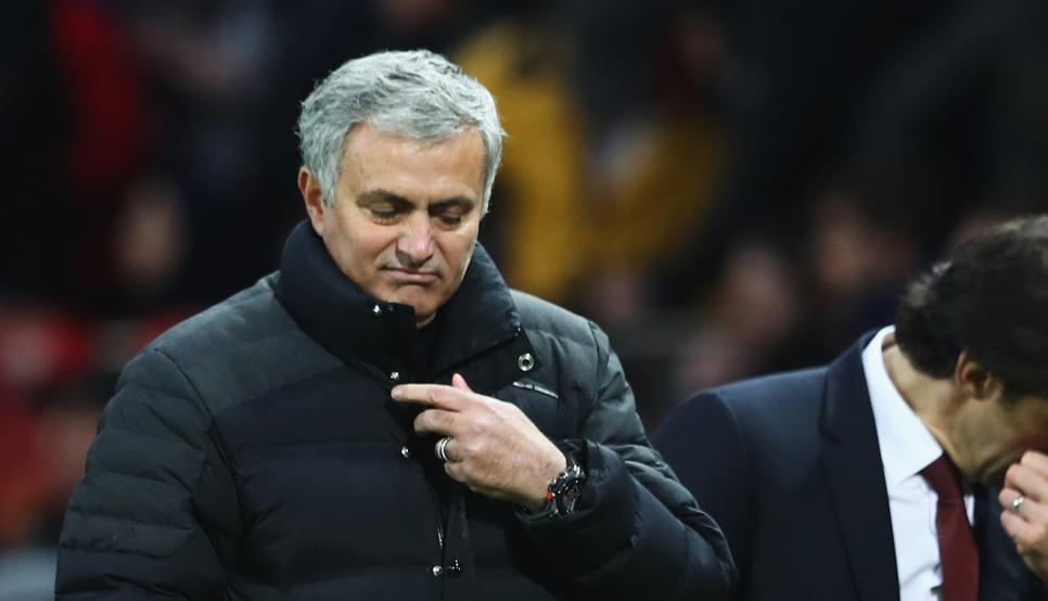 El técnico José Mourinho asegura que ya ha rechazado tres ofertas