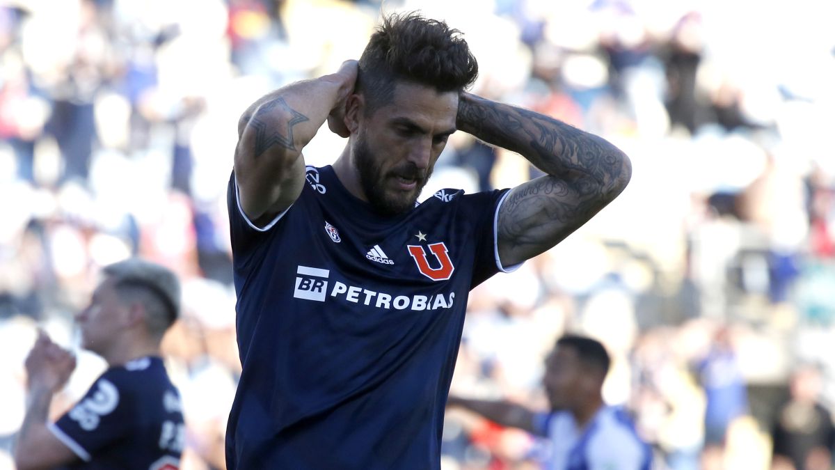Joaquín Larrivey congeló su renovación en Universidad de Chile