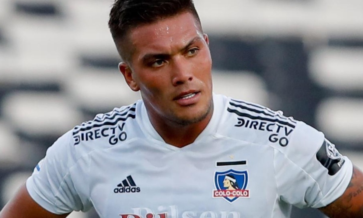 «Buscan un nueve como loco»: Parraguez envía mensaje a Colo Colo