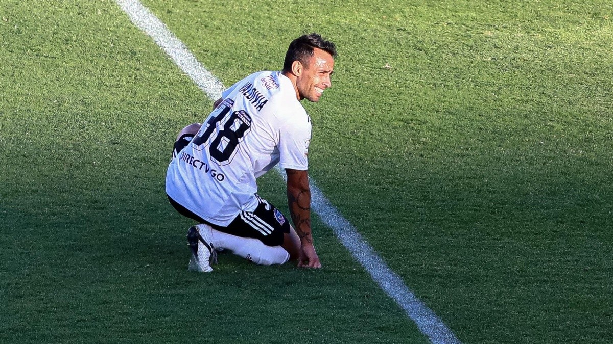 Duró 10 minutos: Jorge Valdivia se lesionó en partido de Colo Colo