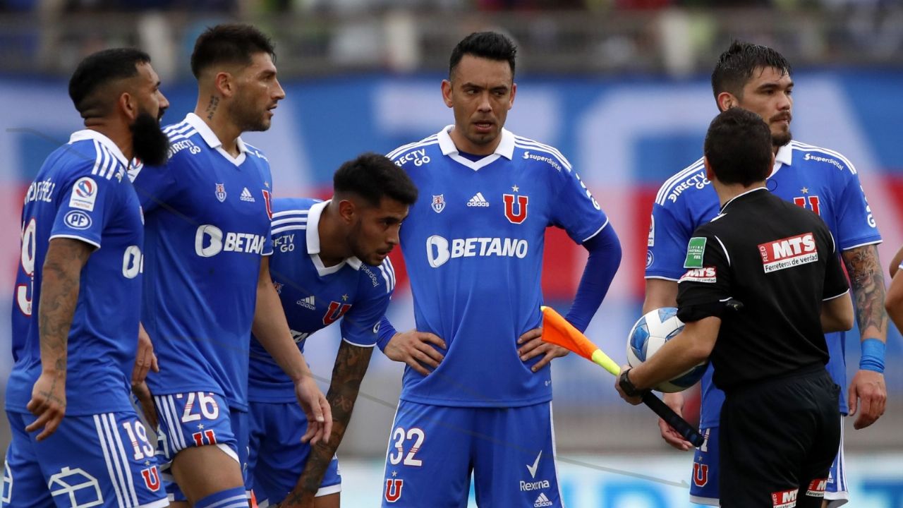 La ‘U’ decide no ceder a tres jóvenes jugadores para La Roja