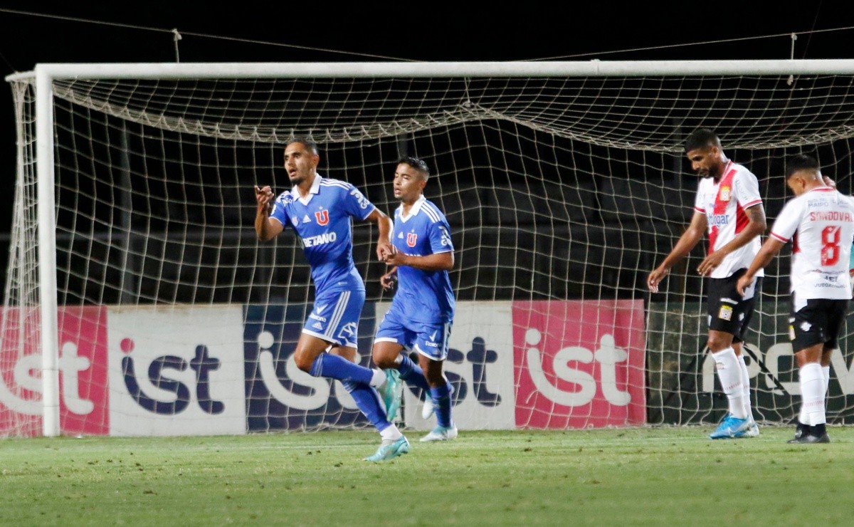 (Goles) La ‘U’ vence con propiedad a Curicó y lidera el Campeonato