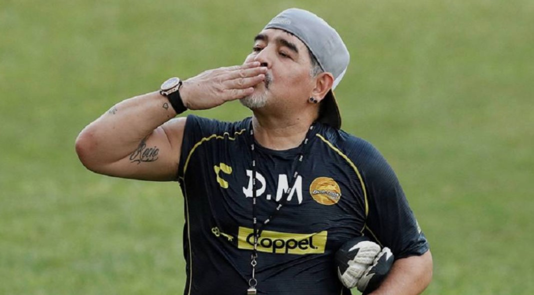 Fiscalía pidió peritaje a celular del chofer de Diego Maradona