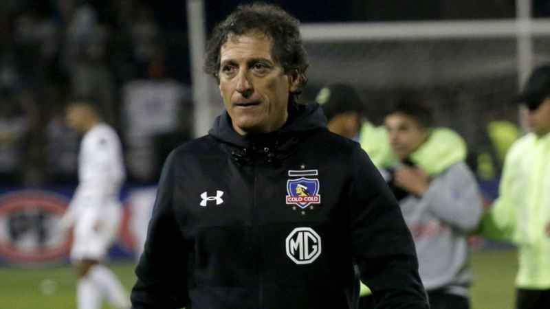 El informe del árbitro complica al cuerpo técnico de Colo Colo