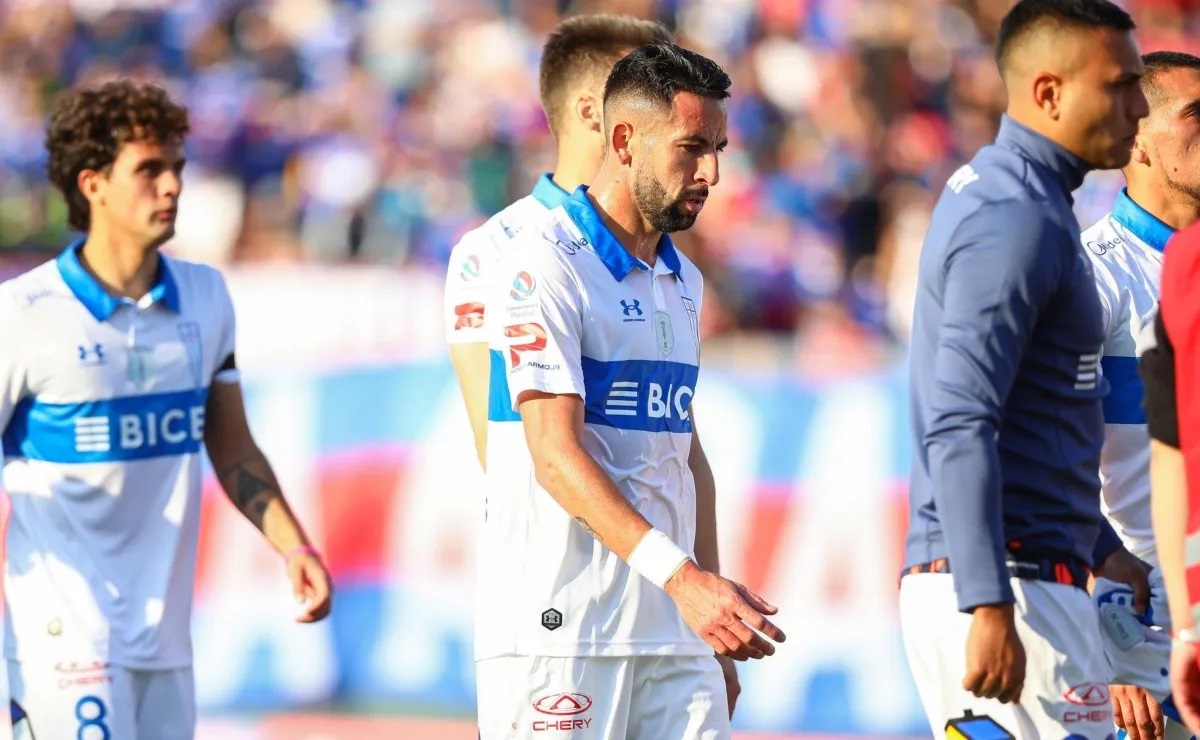 Mauricio Isla volvió a sufrir burlas en clásico universitario