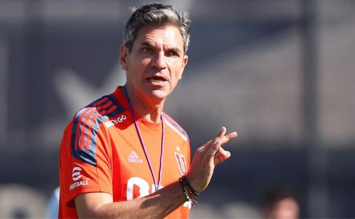 Jugador de la U pide paciencia con Pellegrino: «De a poco se ven cosas positivas»