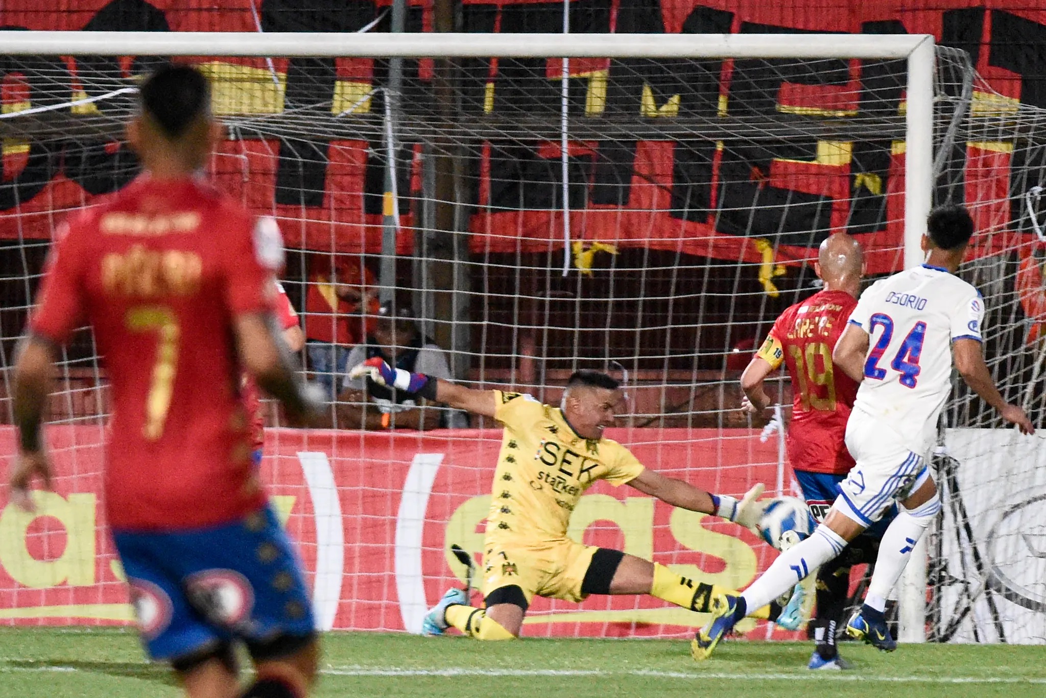 Unión Española elimina a la ‘U’ de Copa Chile con Pinto como figura