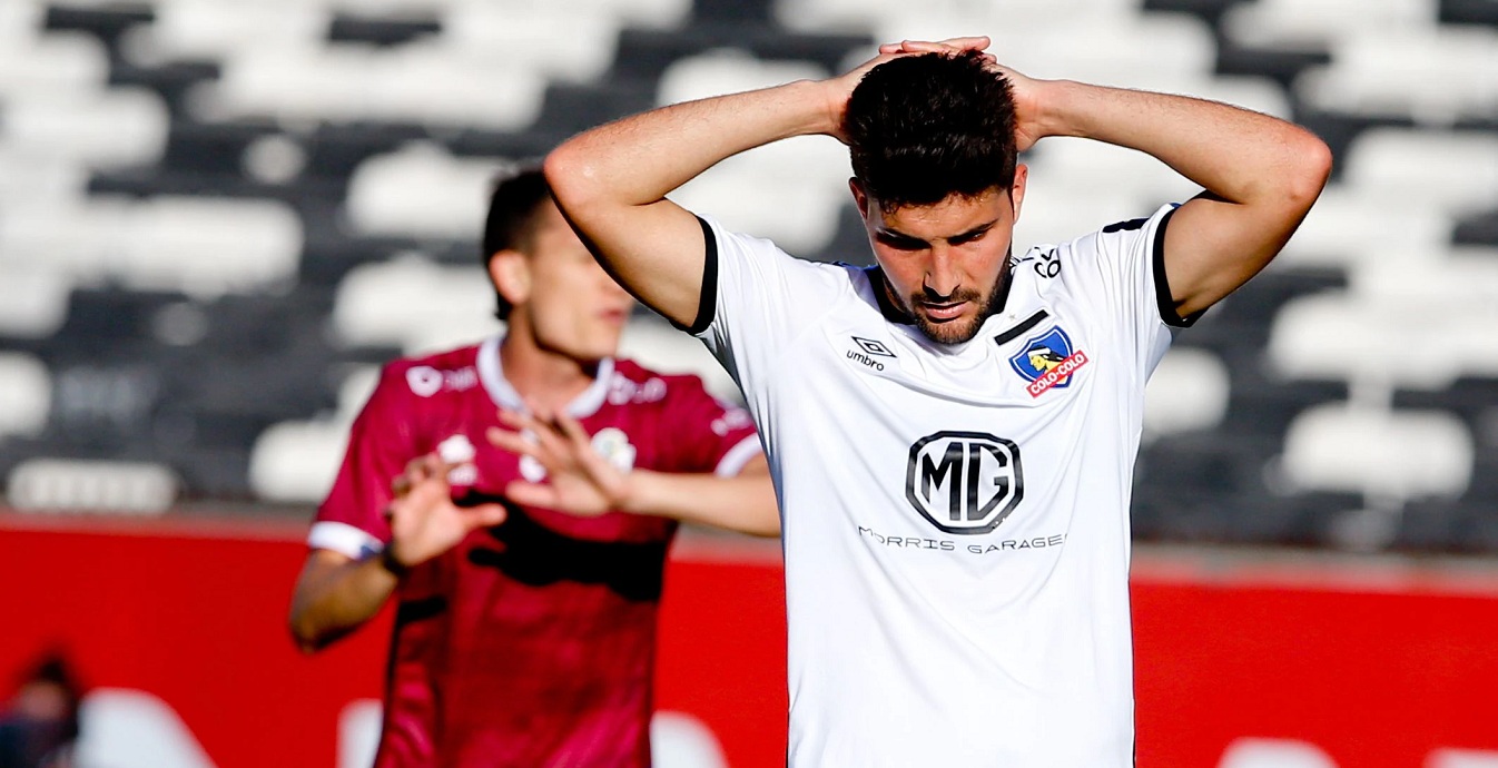 El delantero que Colo Colo buscaría fichar para reemplazar a Blandi