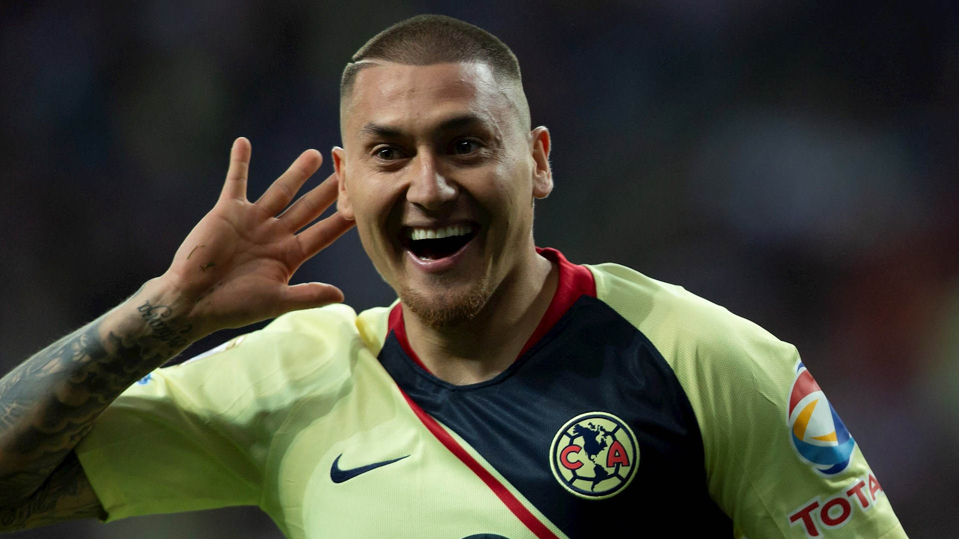 Nicolás Castillo nuevamente se burló de Colo Colo