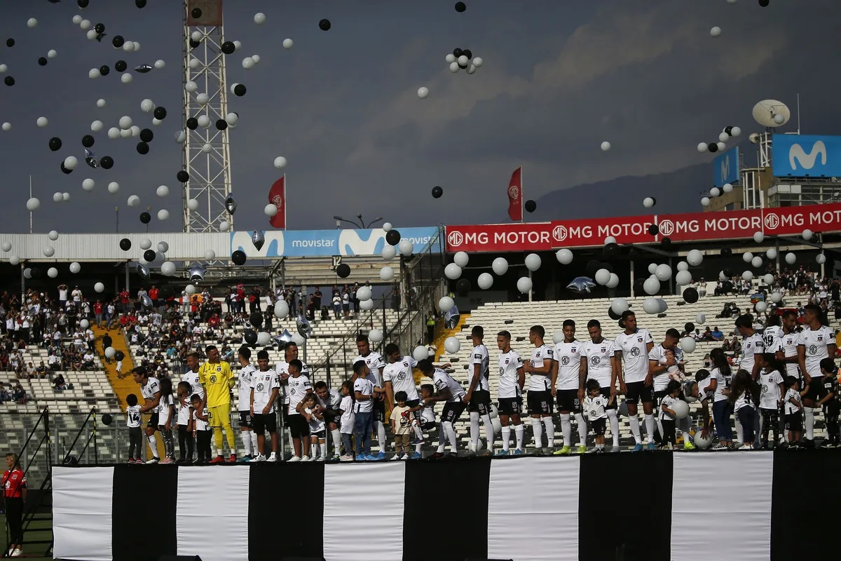 La decisión que analiza Colo Colo sobre su noche alba 2023