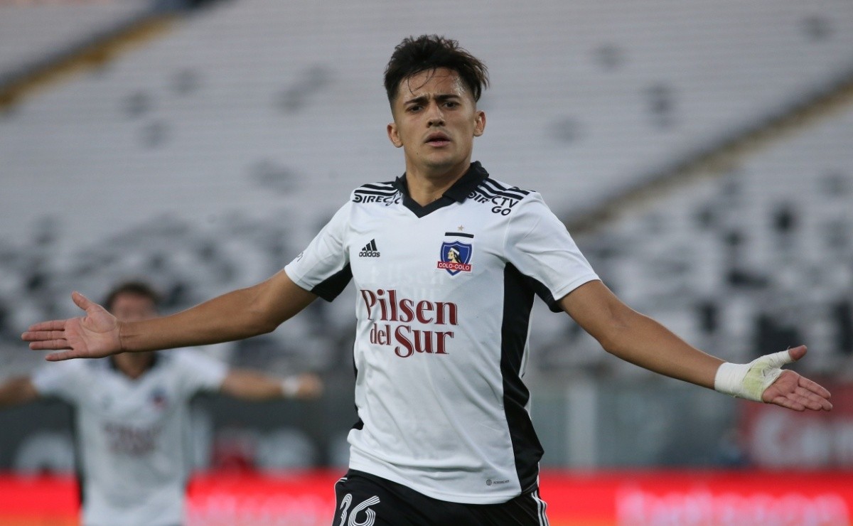 Pablo Solari estaría viviendo sus últimas horas en Colo Colo