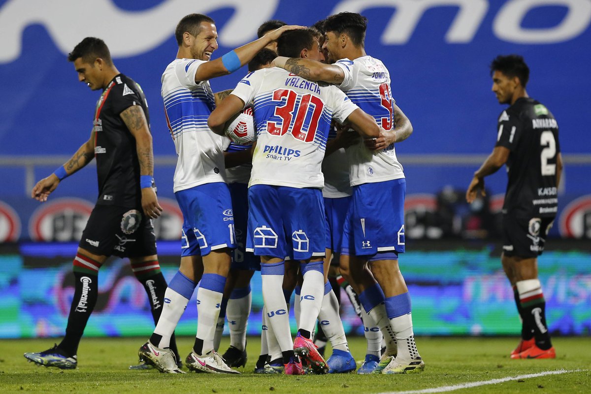 (Goles) Universidad Católica ganó a Palestino y extiende su racha