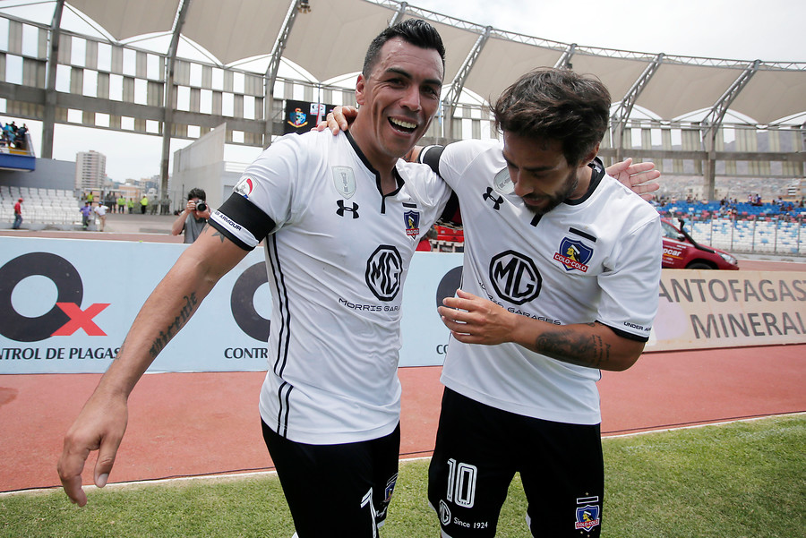 Esteban Paredes: «Tenemos que conversar con Blanco y Negro»