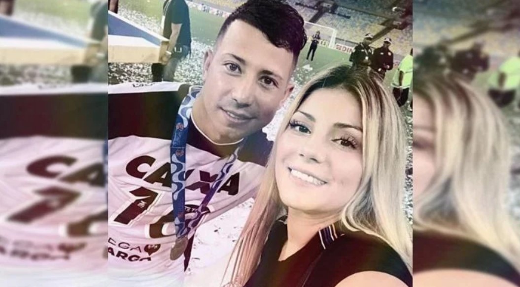 Ex pareja de Leo Valencia asegura: «Un día me puso una pistola en la cabeza»