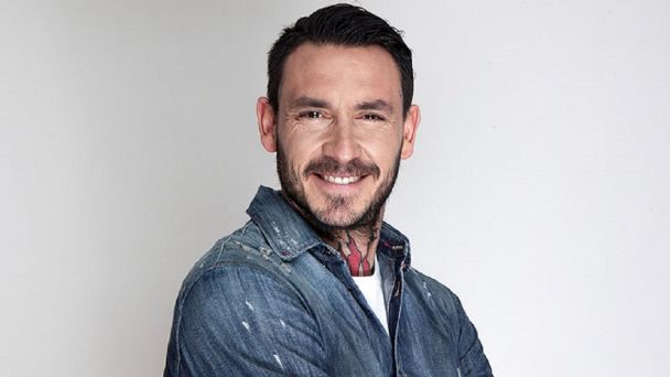 «Al menos no abandona»: Pinilla es destrozado por hinchas tras criticar a jóvenes defensas