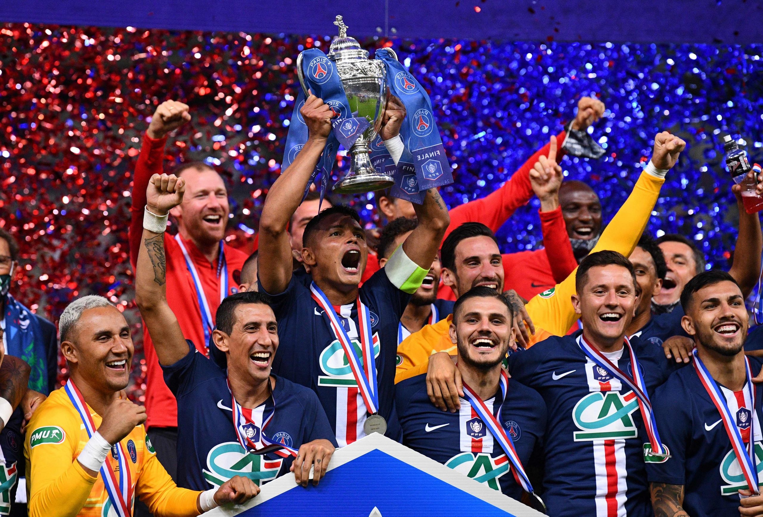 En accidentado partido, PSG se coronó campeón de la Copa de Francia