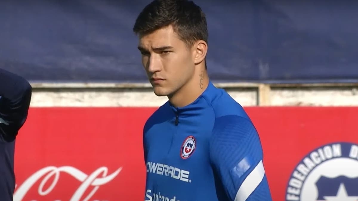 Aseguran que Robinson nunca firmó su renuncia a la selección de EE.UU.