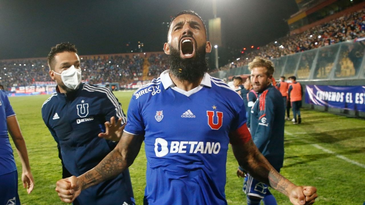 ¿Se va de la U? La llamativa publicación de Ronnie Fernández